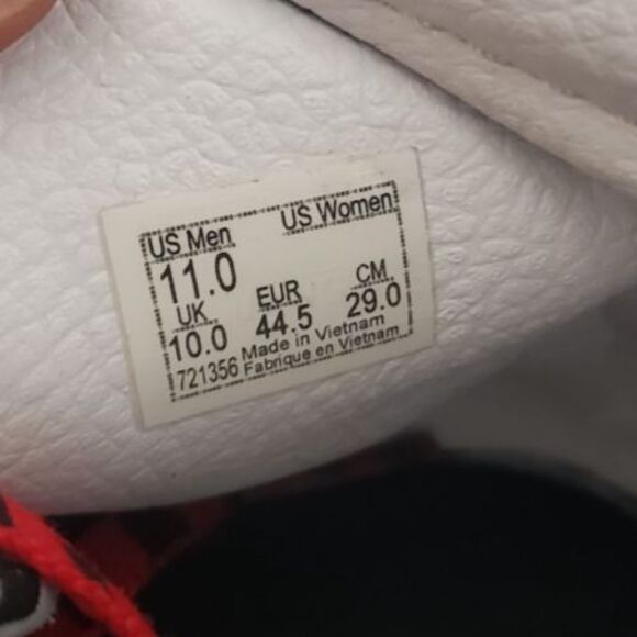 Vans The Nightmare Before Christmas x Sk8-Hi 'Christmastown Men’s Size 11 - Picture 12 of 13